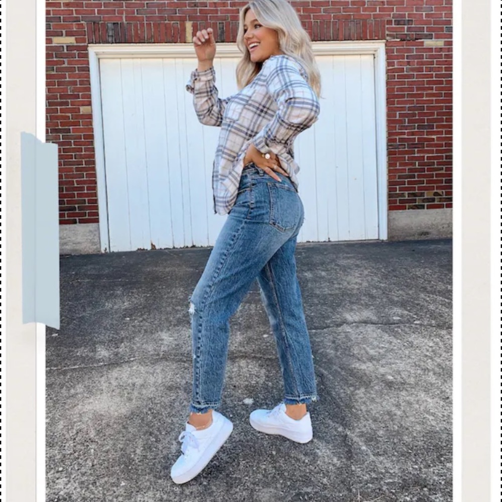 Abercrombie x Bre Sheppard High Rise Mom Jeans
